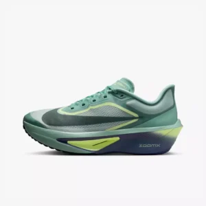 کفش رانینگ نایکی Zoom Fly 6 مردانه از نمای بغل