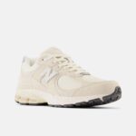 کفش اسنیکرز نیوبالانس 2002R یونیسکس | New Balance 2002R - تصویر 2