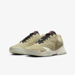 نمای بالا از کفش برای نمایش بندها و زبان NikeCourt Lite 4