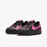 نمای جانبی کفش زنانه نایک Air Force 1 Shadow با طراحی چندلایه