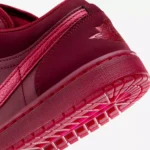 کفش کتونی زنانه نایک ایر جردن 1 لو Air Jordan 1 Low SE از نمای پاشنه